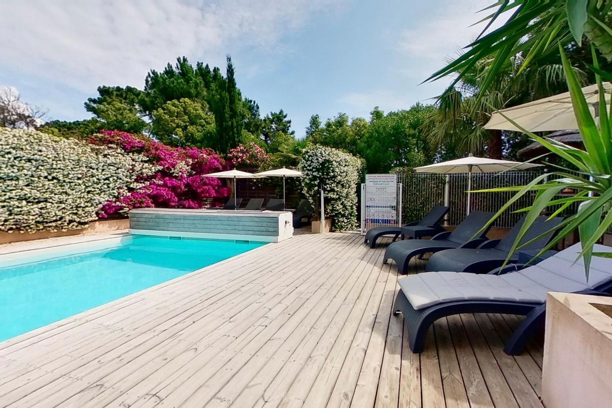 Villas Cala Corsa: Seaside Luxury with Heated Pools in Porto-Vecchio Exterior photo