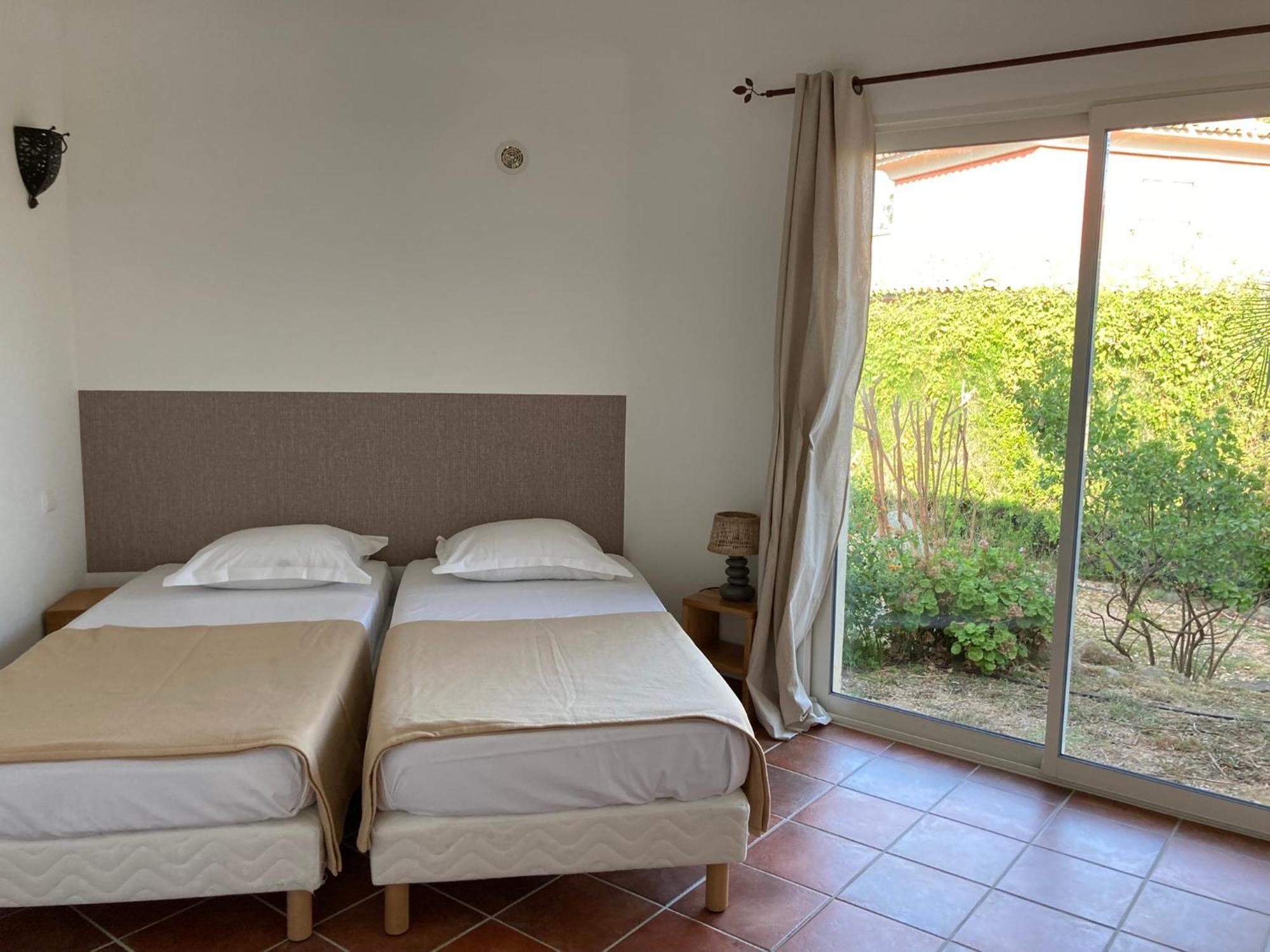 Villas Cala Corsa: Seaside Luxury with Heated Pools in Porto-Vecchio Exterior photo